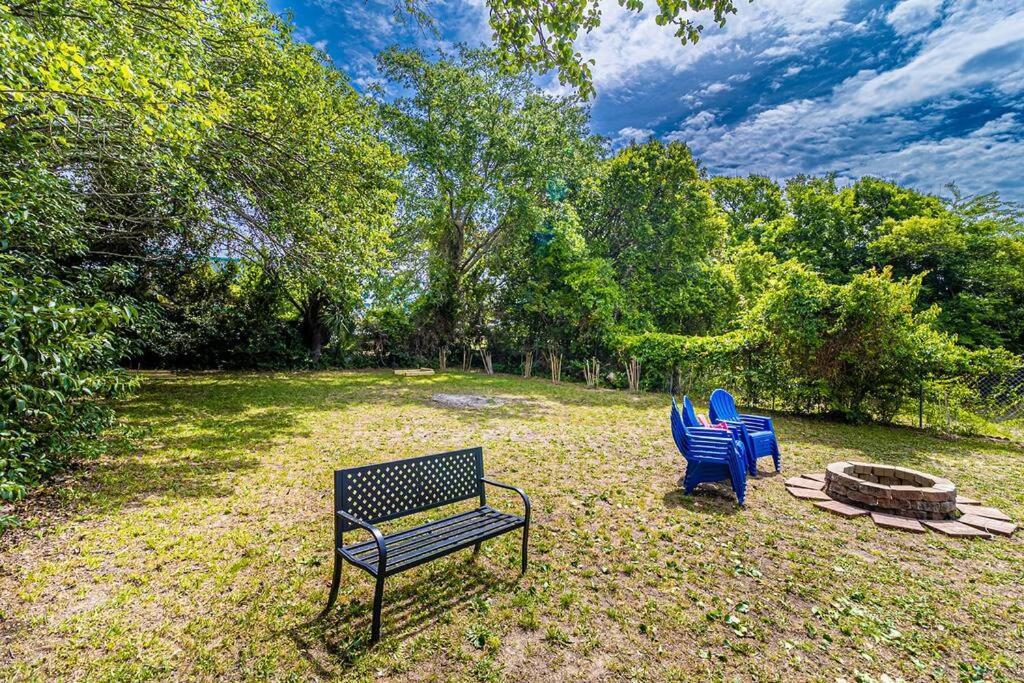 Gorgeous Centrally Located Ocean View 2 King, Huge Private Yard & Deck, Firepit, Bbq, & Game Tables Myrtle Beach Exterior foto