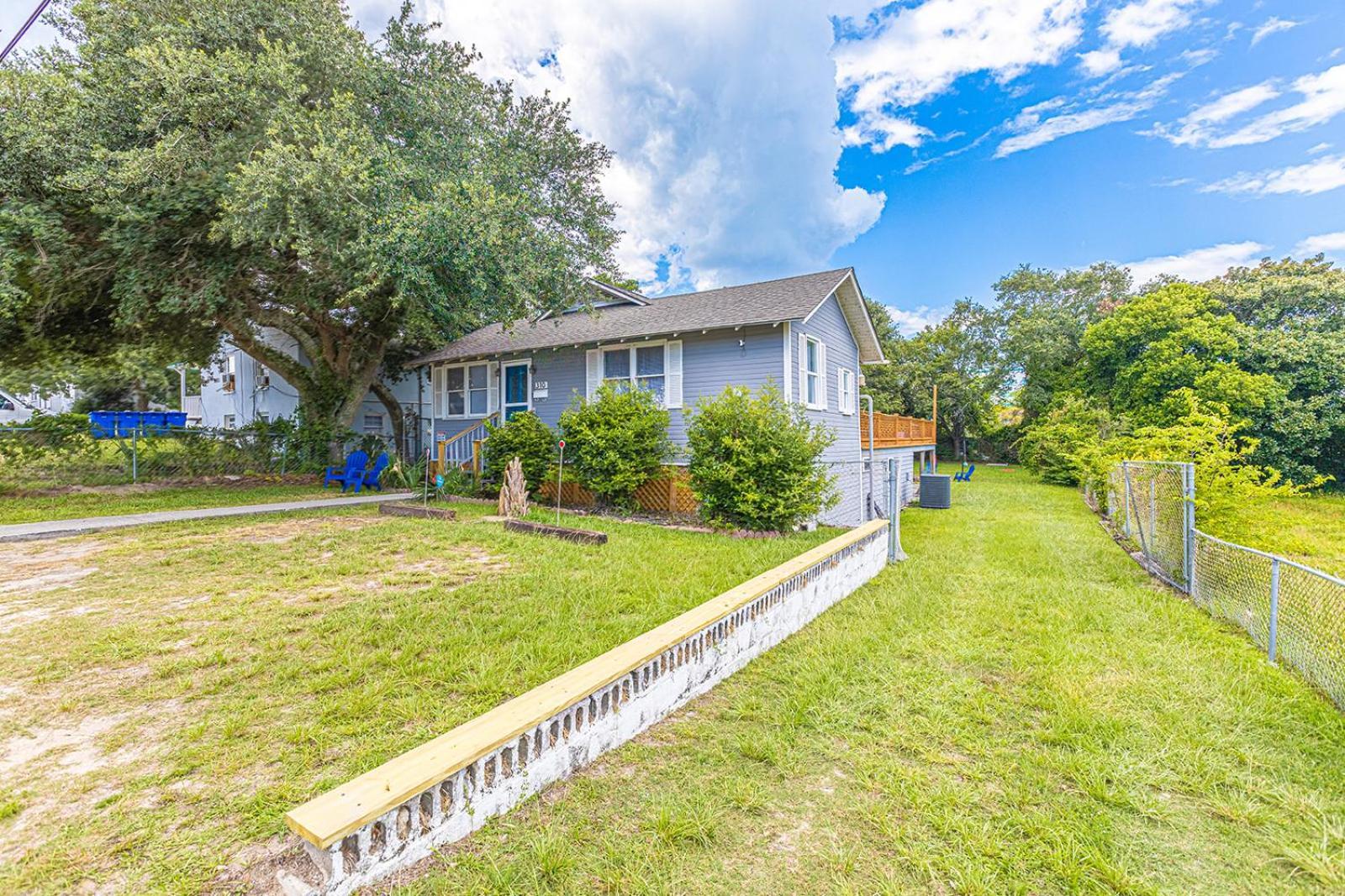 Gorgeous Centrally Located Ocean View 2 King, Huge Private Yard & Deck, Firepit, Bbq, & Game Tables Myrtle Beach Exterior foto