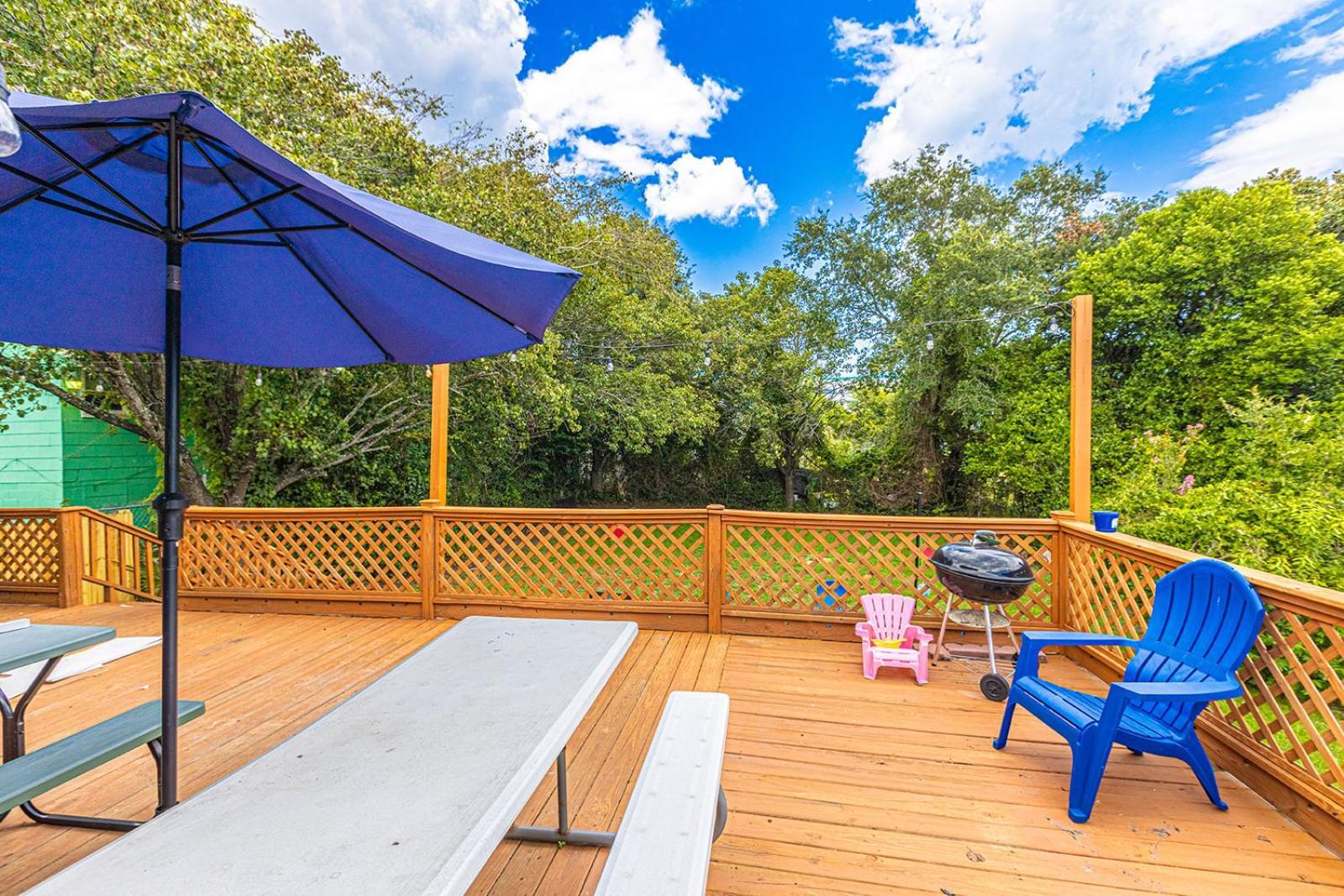 Gorgeous Centrally Located Ocean View 2 King, Huge Private Yard & Deck, Firepit, Bbq, & Game Tables Myrtle Beach Exterior foto