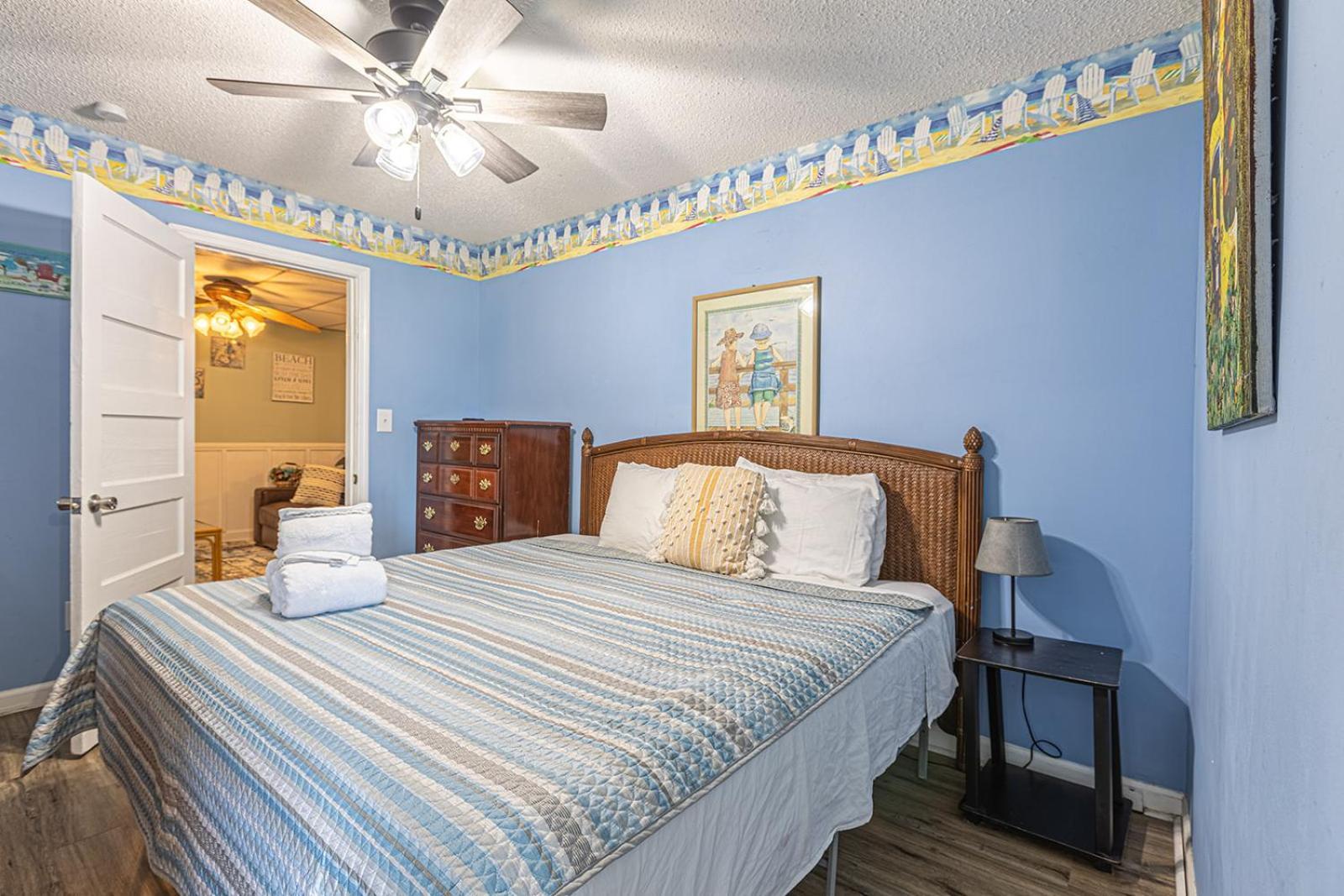 Gorgeous Centrally Located Ocean View 2 King, Huge Private Yard & Deck, Firepit, Bbq, & Game Tables Myrtle Beach Exterior foto
