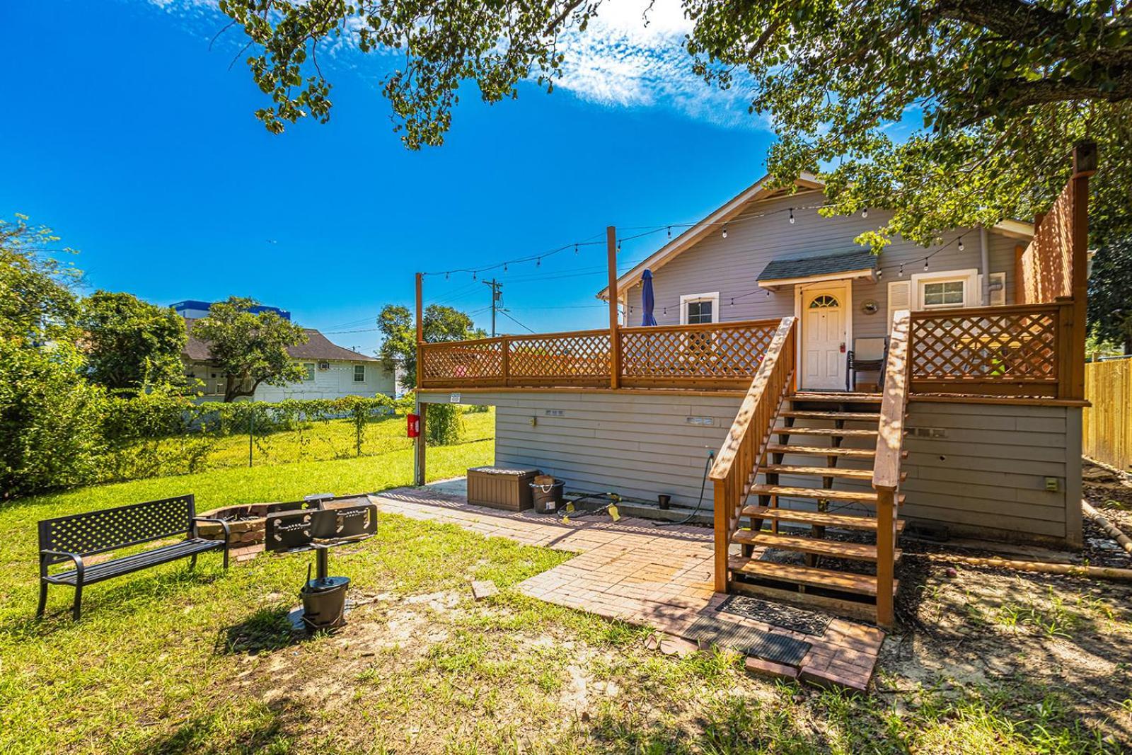 Gorgeous Centrally Located Ocean View 2 King, Huge Private Yard & Deck, Firepit, Bbq, & Game Tables Myrtle Beach Exterior foto